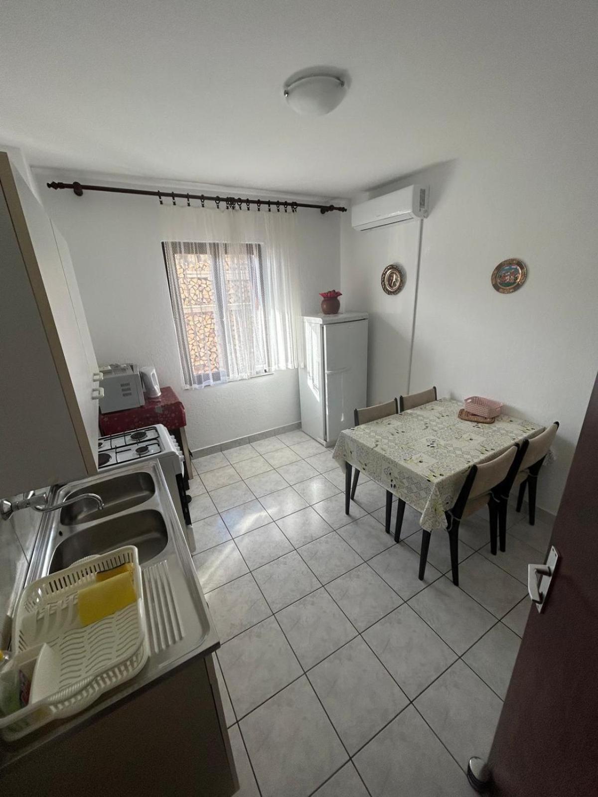 Apartmani Mate Vrban Karlobag Dış mekan fotoğraf