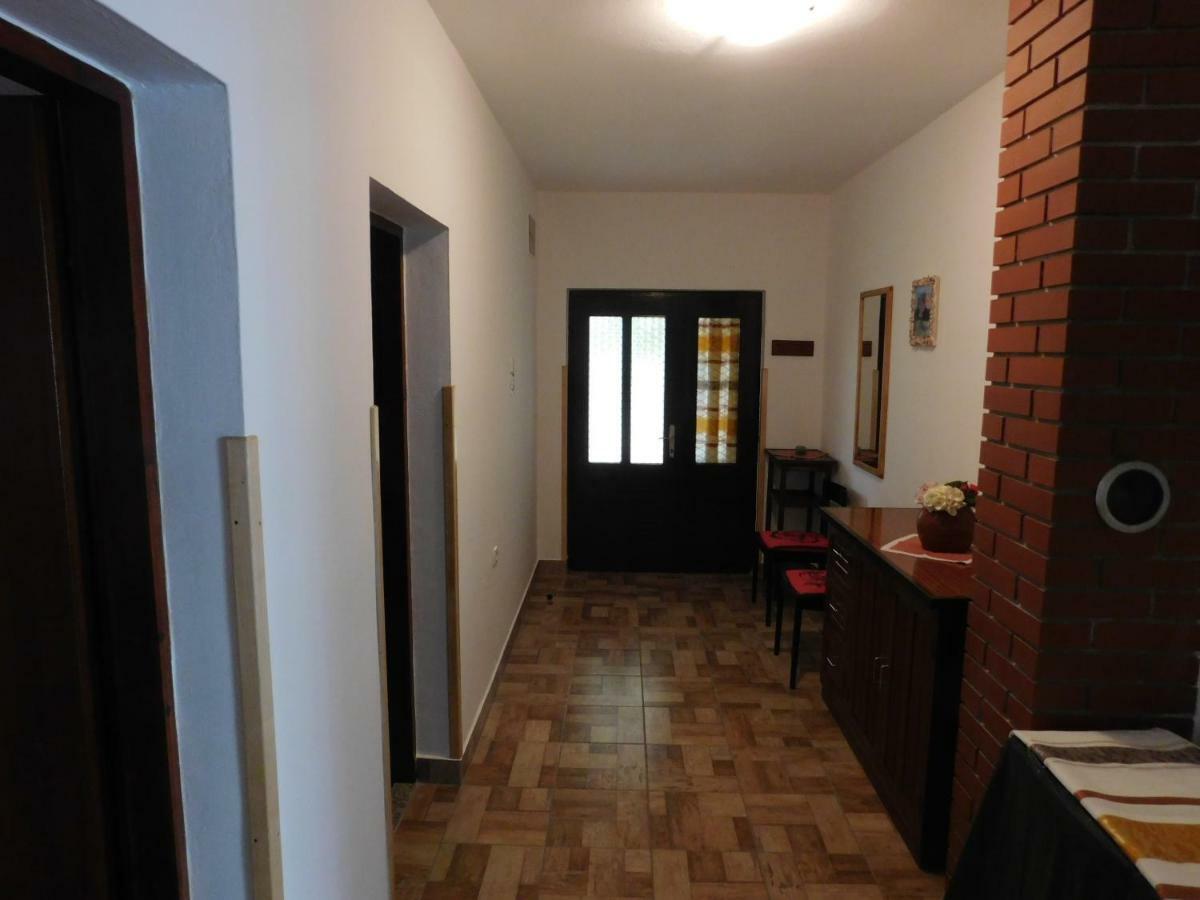 Apartmani Mate Vrban Karlobag Dış mekan fotoğraf